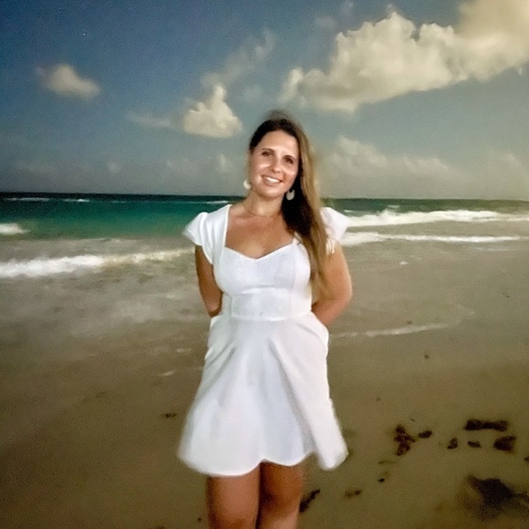 Meet your Posher, Meagan - Picture 3 of 5